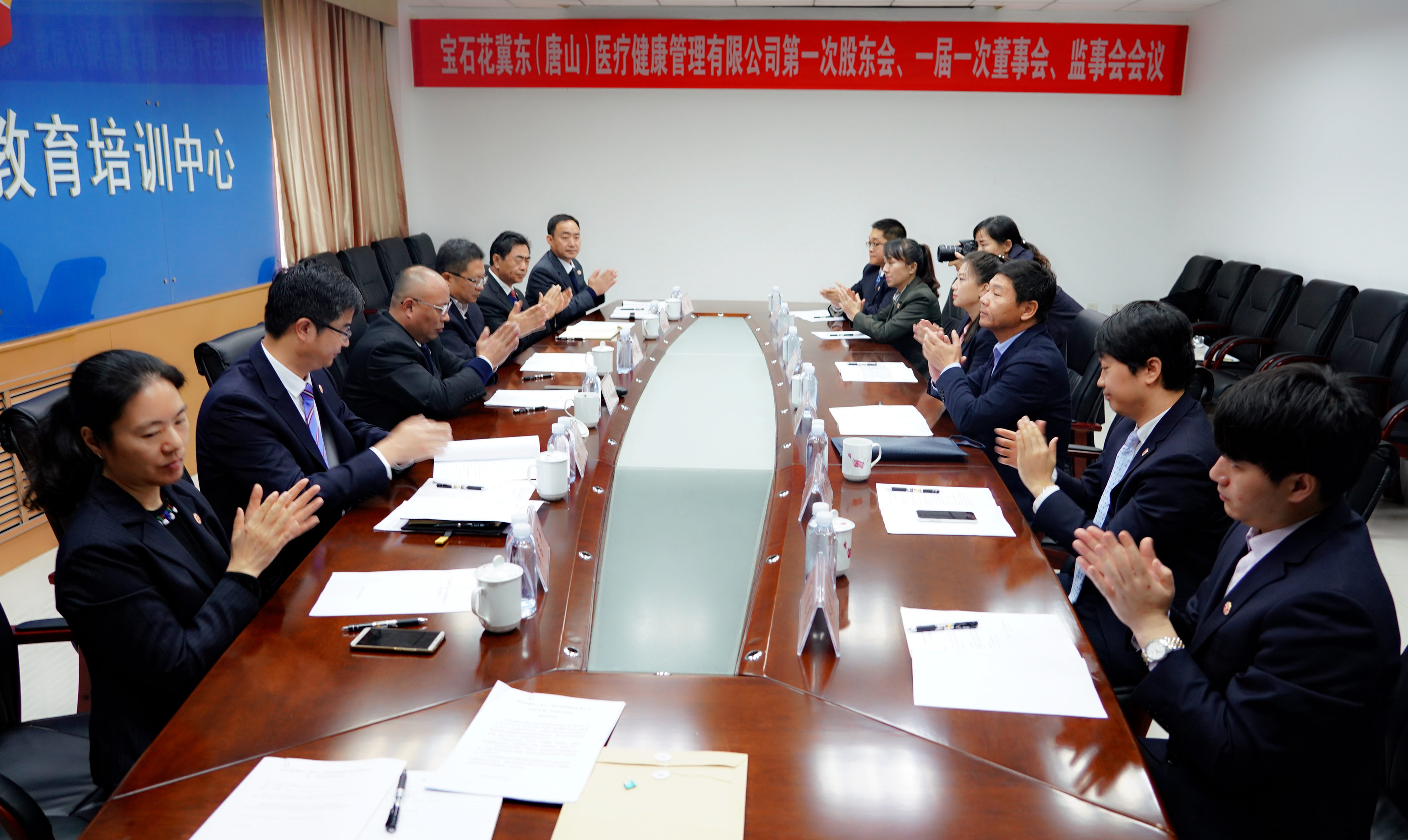石油冀东油田公司总法律顾问,企管法规处处长庞文,财务处副处长史国庆